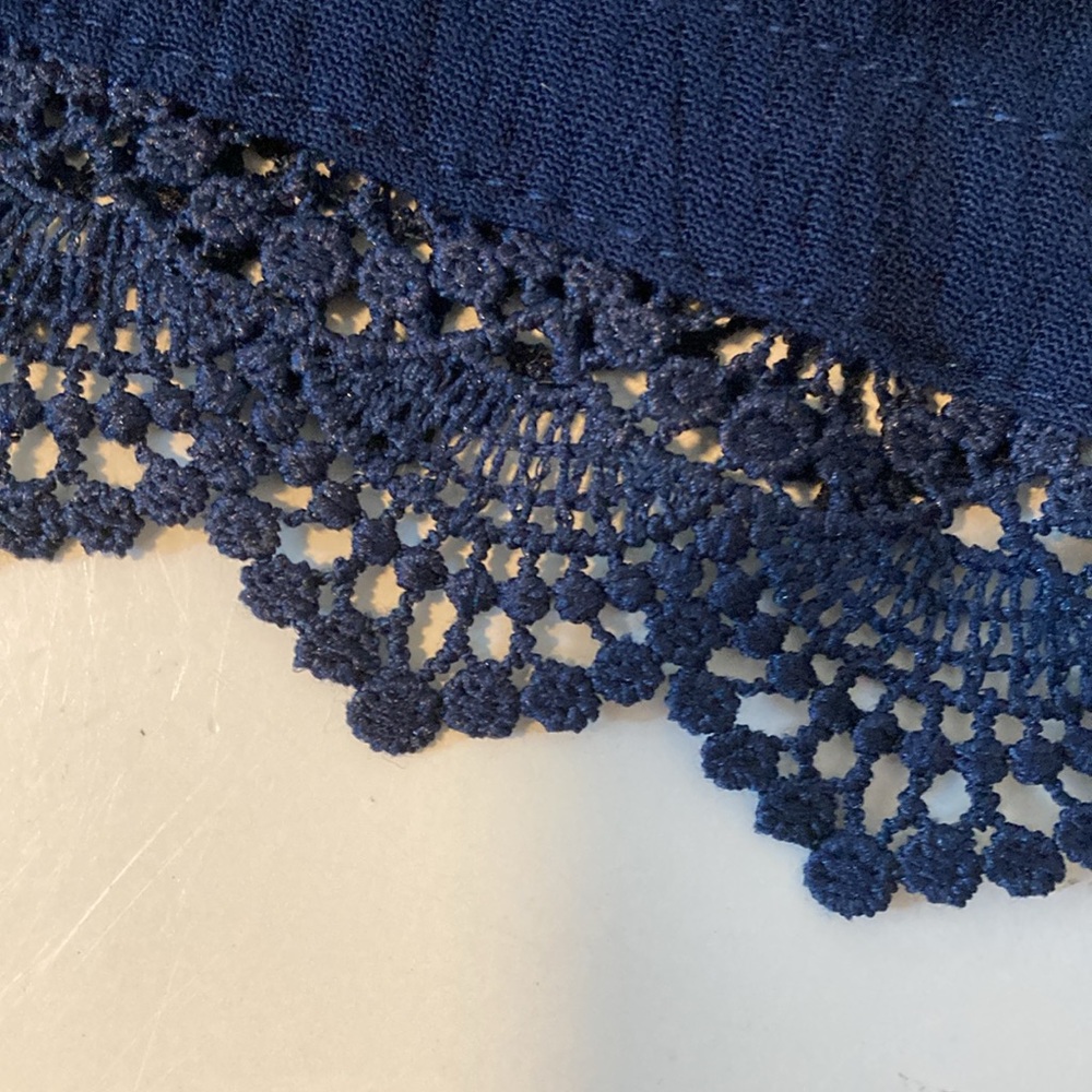Kingston Grey Junior’s Solid Crochet Trim Shorts Navy Small - Picture 7 of 7